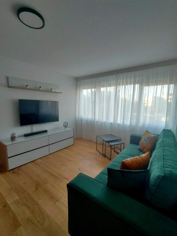 Apartment Marina Zara Esterno foto